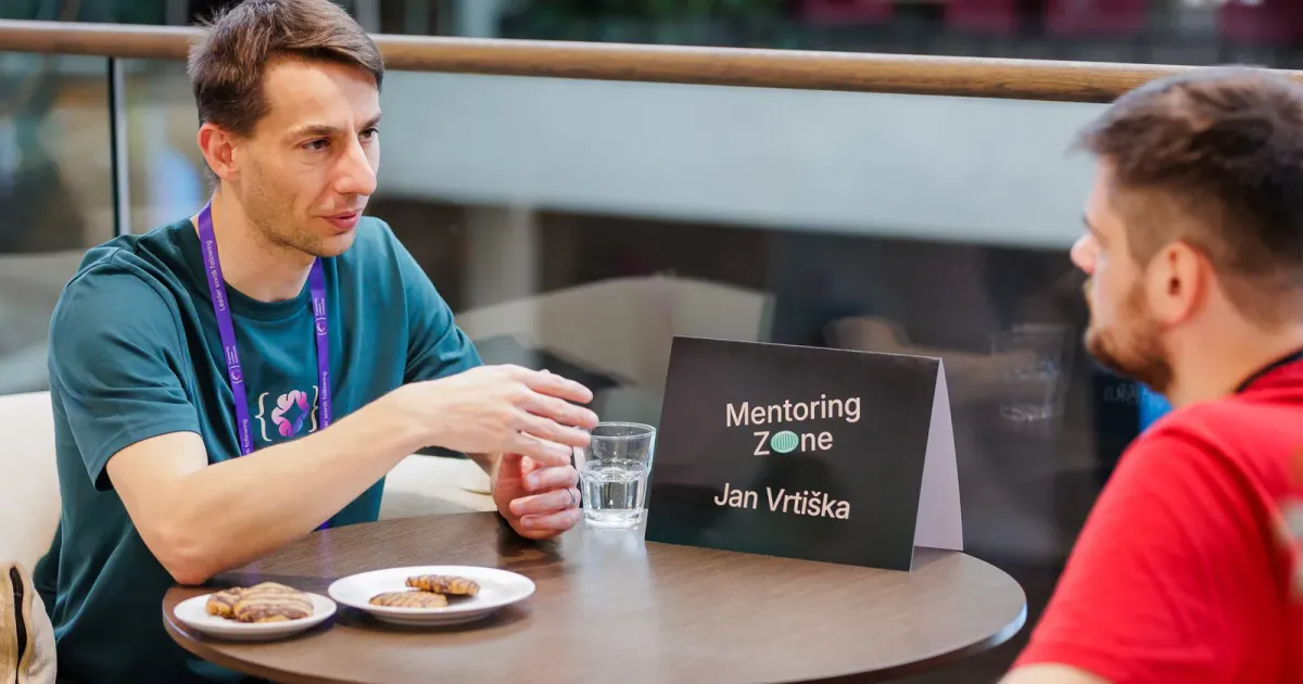 Marian Kamenistak in a 1:1 mentoring session with an engineering manager
