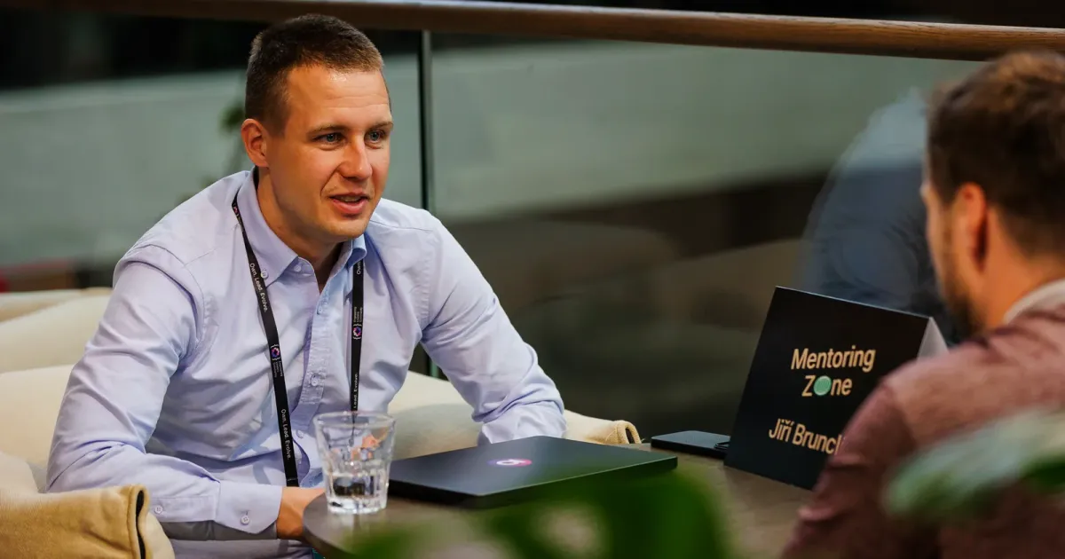 Marian Kamenistak na 1:1 mentoringové session.