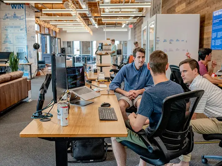 Hiring A Software Engineering Manager? 10 Interview Questions to Help You Make the Right Bet.